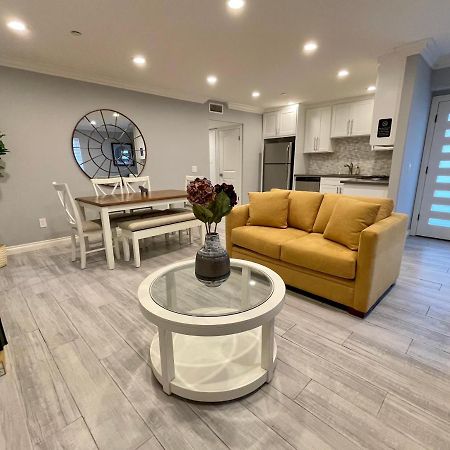 Stylish Hollywood Townhouse - Ideal Location ลอสแอนเจลิส ภายนอก รูปภาพ